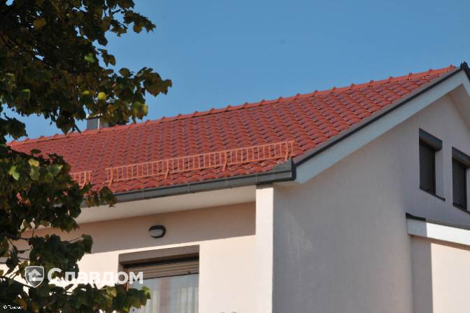 Жилой дом с черепицей TONDACH Венера 00-натуральный