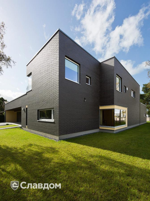 Двухэтажная Вилла с облицовкой кирпичом Terca Nero гладкий