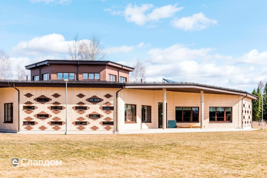 Одноэтажный дом с облицовкой кирпичом Terca Kuura гладкий и Terca Terra гладкий