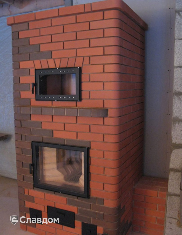 Печь с применением облицовочного кирпича Lode BRUNIS+BRUNIS F15+JANKA F15 +JANKА