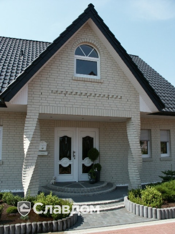 Частный дом с облицовкой кирпичом Terca F4