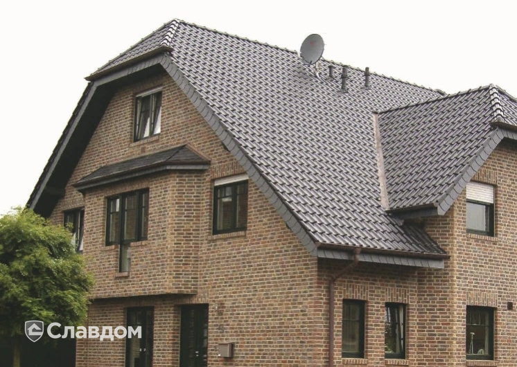 Двухэтажный коттедж с облицовкой кирпичом Terca Veldbrand Exterieur