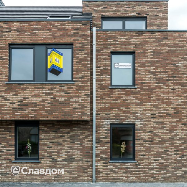 Жилой дом с облицовкой кирпичом Terca Pelham Antique