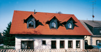 Частный одноэтажный дом с крышей из черепицы Creaton Biber Klassik Naturrot