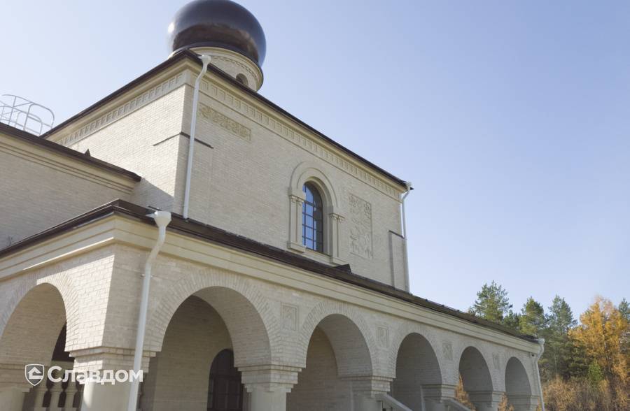 Храм Николая Чудотворца в городе Нерюнгри