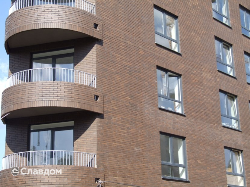 Жилой комплекс с облицовкой кирпичом Terca Terra гладкий