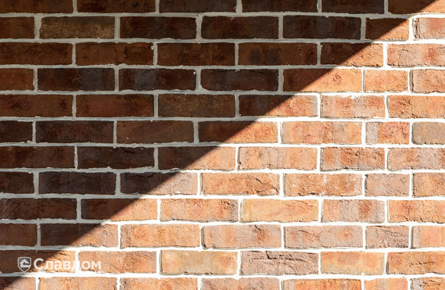 Частный дом с облицовкой плиткой Roben Formback Buntgeflammt