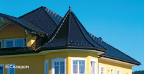 Особняк с крышей из черепицы Creaton Biber Klassik Schwarz Glasiert