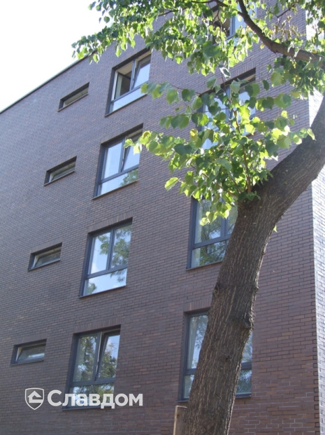 Жилой комплекс с облицовкой кирпичом Terca Terra гладкий