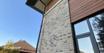 Дом в Тамбовской области с облицовкой кирпичом ENGELS HANDFORM Onega