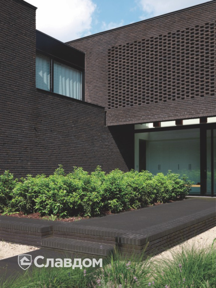 Частный дом с облицовкой кирпичом Terca Ombra