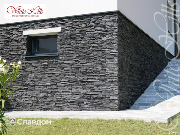 Фасад частного коттеджа с применением облицовочного камня White Hills Кросс Фелл 109-80