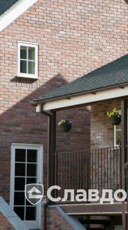 Частный дом с облицовкой кирпичом Terca Bourgondie