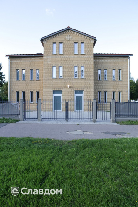 Трехэтажный дом с использованием облицовочного кирпича Lode Asa Sarmite 11.313100L