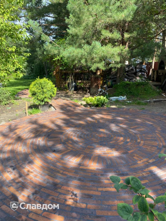 Тротуарная дорожка с мощением брусчаткой Skriabin Ceramics 53