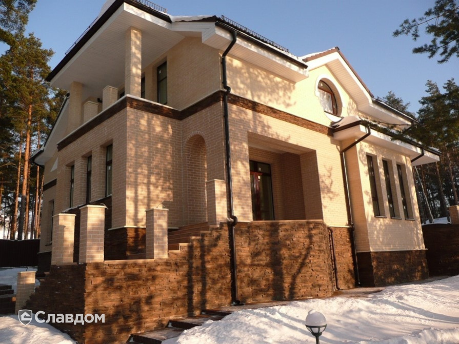 Частный коттедж с облицовкой кирпичом Terca Kuura и Terca Hilla