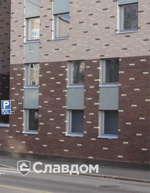 Жилой дом с облицовкой кирпичом Terca Kaakaonruskea гладкий