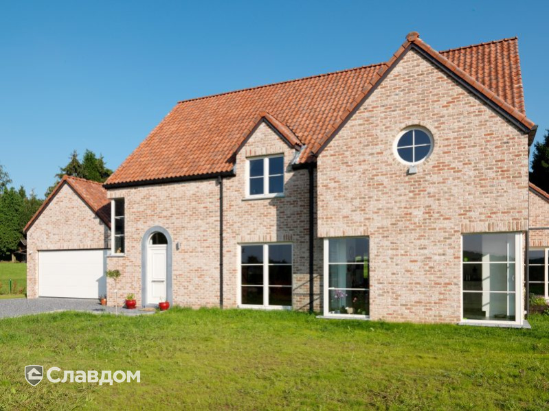 Частный дом в Корт-Сент-Этьен с облицовкой кирпичом Terca Belle Epoque de Namur