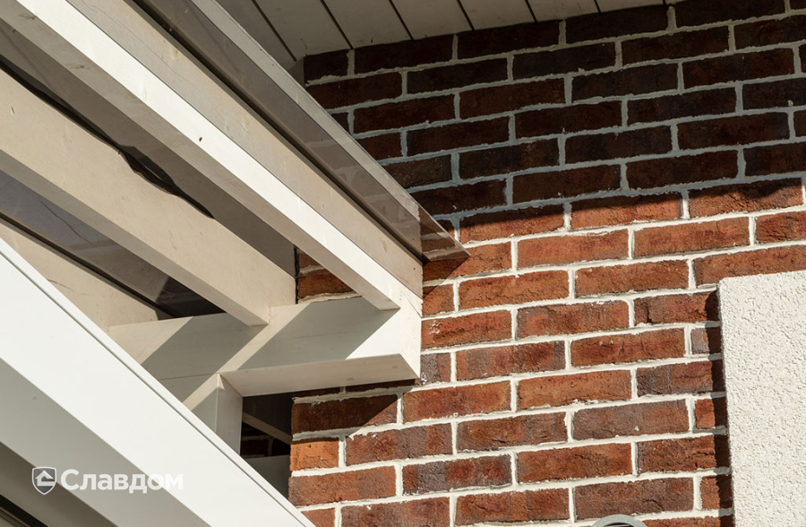 Частный дом с облицовкой плиткой Roben Formback Buntgeflammt