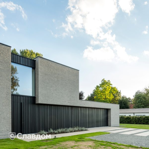 Частный дом в Зелзате с облицовкой кирпичом Terca Agora Alugrijs