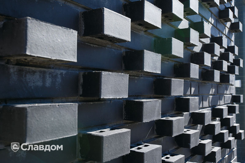 Офисное здание с облицовкой кирпичом Roben Faro Schwarz nuanciert