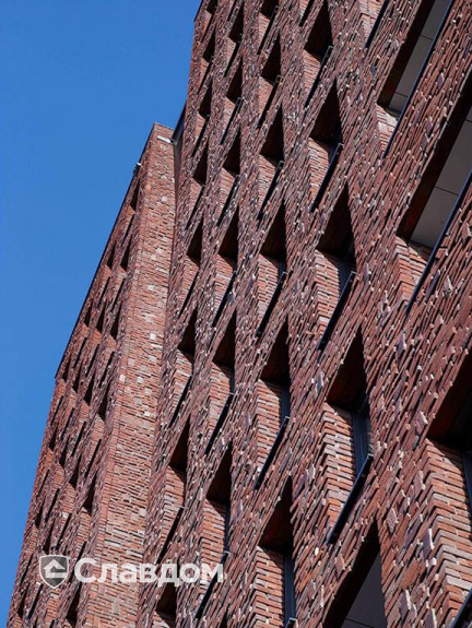 Многоэтажный жилой дом с облицовкой кирпичом Terca Heukelom