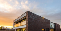 Частный дом в Эдегеме с облицовкой кирпичом Terca Wasserstrich Special E1