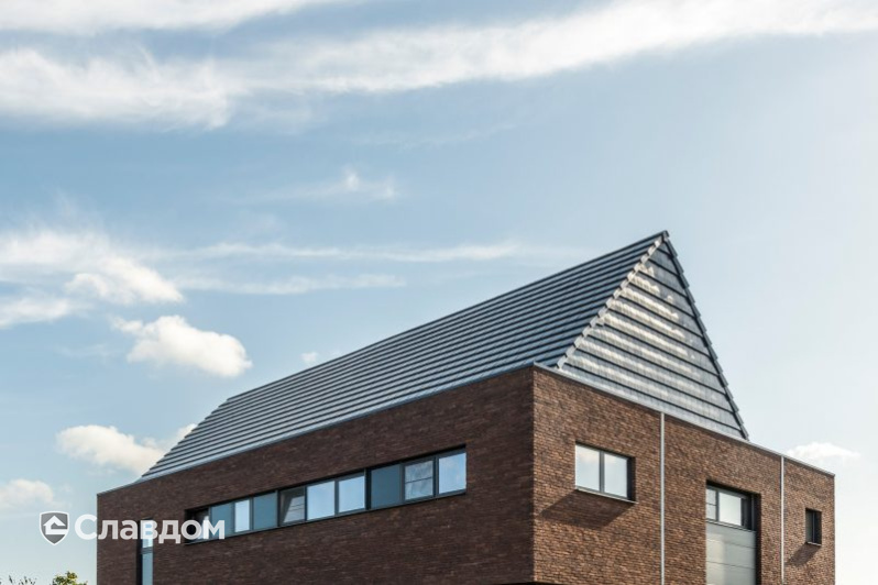 Частный дом в Антверпене с облицовкой кирпичом Terca Iluzo Paars