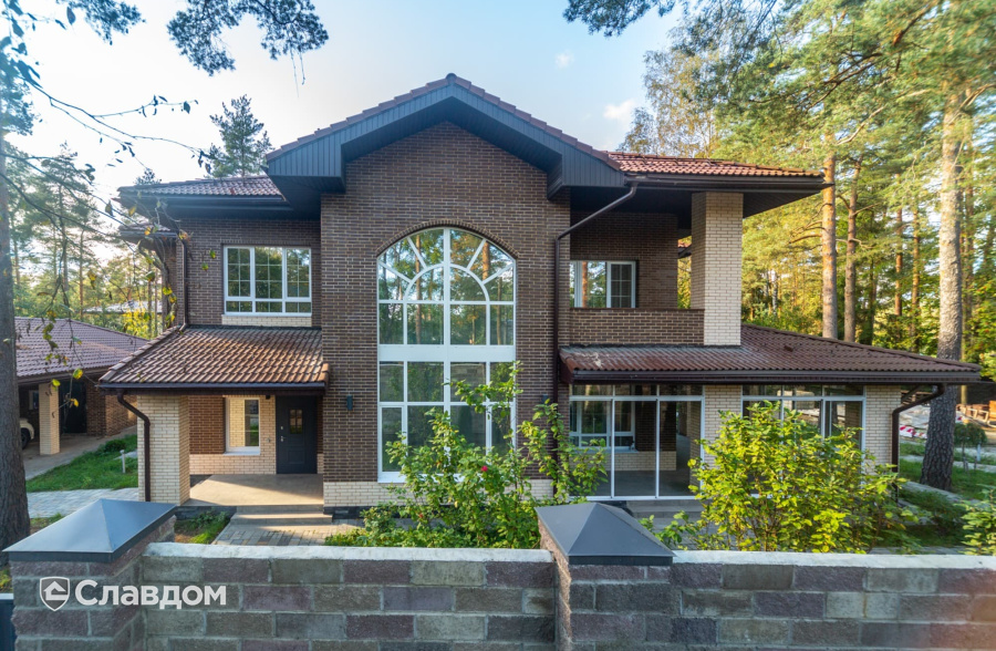 Частный дом в Ленинградской области с облицовкой кирпичом Terca 