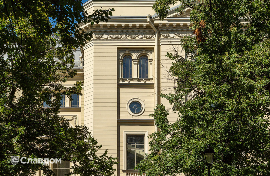Консерватория им. Н.А. Римского-Корсакова на Театральной площади