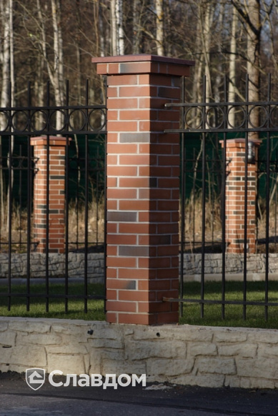 Коттеджный поселок "Солнечный берег" с облицовкой кирпичом Terca Red Flame гладкий