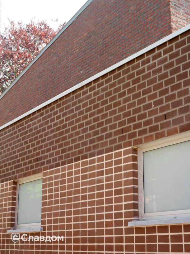 Детский сад с облицовкой кирпичом Terca Blauwrood Genuanceerd