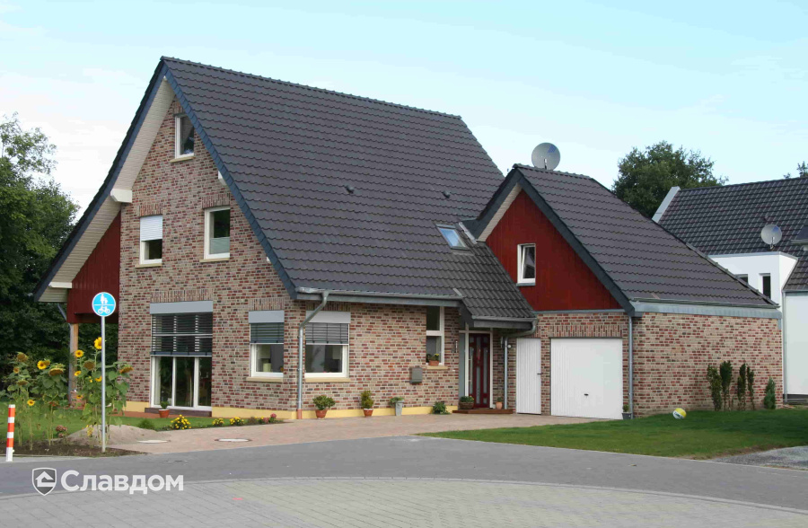 Частный дом с облицовкой кирпичом ручной формовки MUHR Borghees