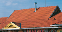 Здание ресторана с крышей из черепицы Creaton Biber Klassik Naturrot