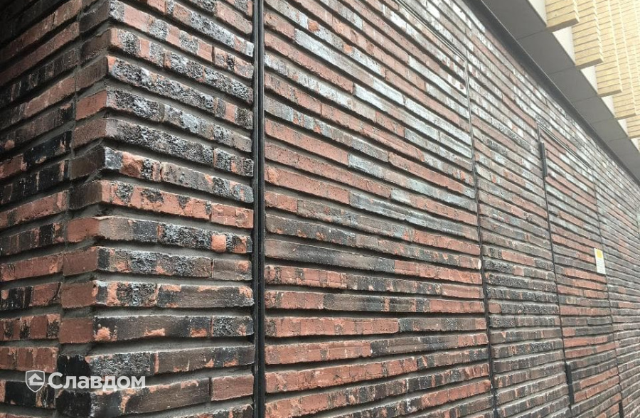 Жилой дом в Утрехте с облицовкой кирпичом Terca Wasserstrich Special E1