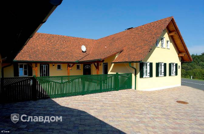 Жилой дом с черепицей TONDACH Бобровка 19-антик ангоб