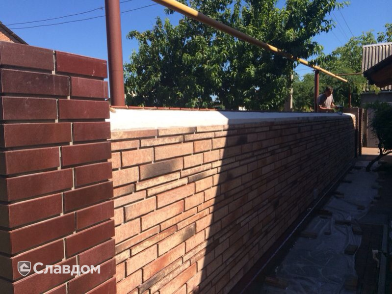 Заборный элемент с облицовкой фасадной плиткой Stroeher Zeitlos 357 backstein