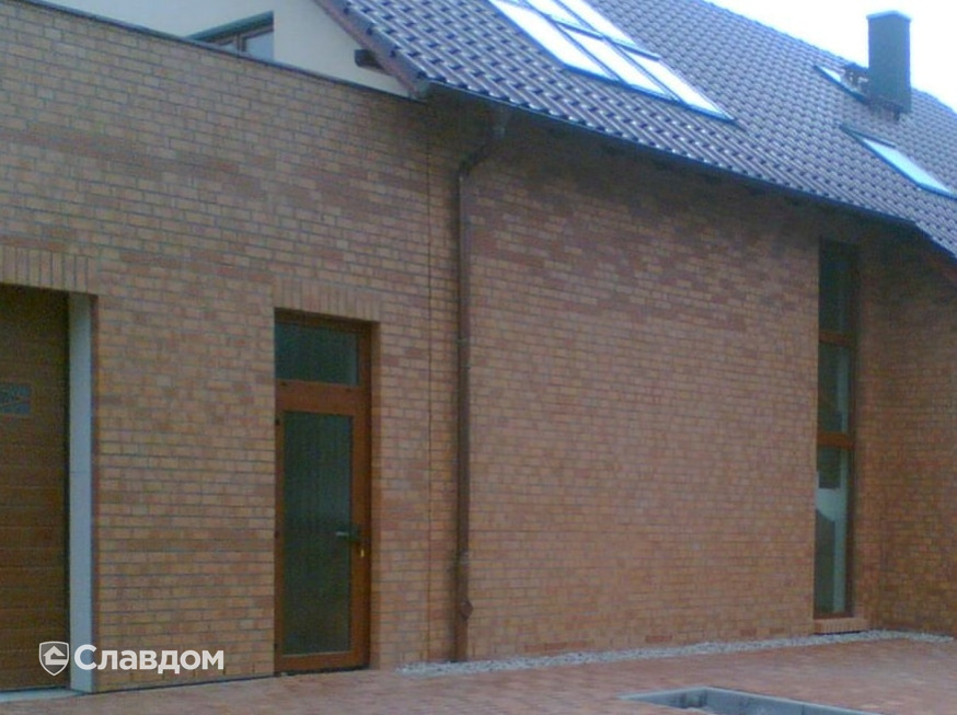 Частный дом с облицовкой кирпичом Terca Havelland