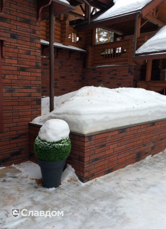 Частный дом с облицовкой фасадной плиткой Stroeher Zeitlos 353 eisenrost