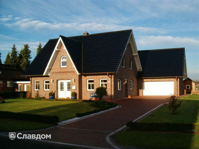 Частный дом с облицовкой кирпичом Terca HKS Bunt