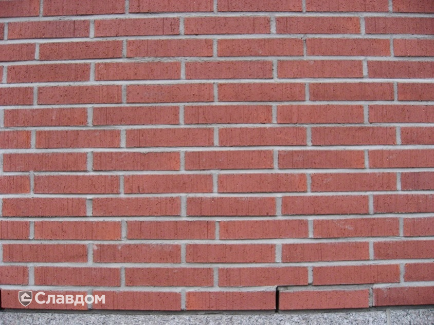 Малоэтажный жилой дом с облицовкой кирпичом Terca Iltarusko каре