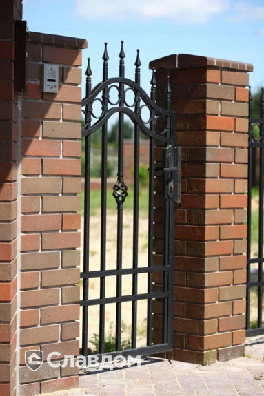 Частный дом с облицовкой кирпичом Terca Awangarda Setra