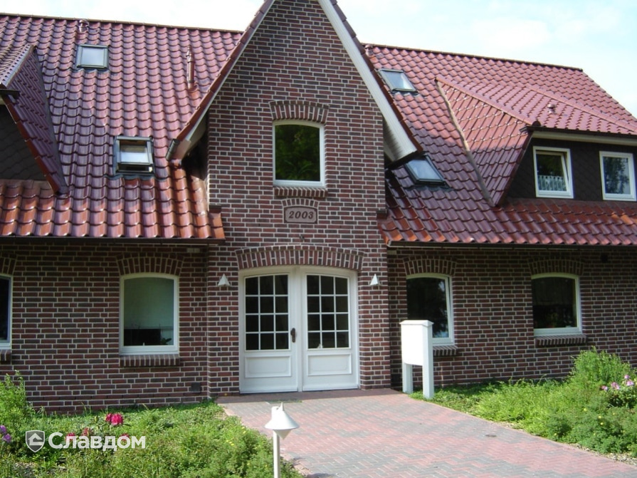 Коттедж с облицовкой кирпичом Terca HKS Kohle