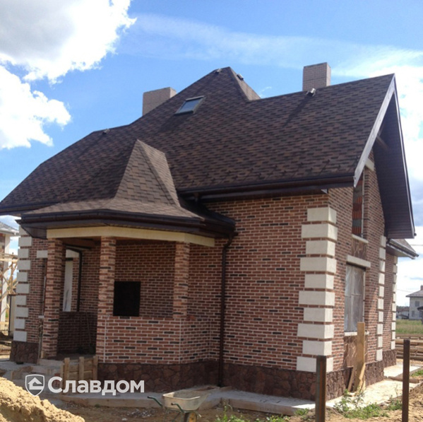 Здание с облицовкой из кирпича Донские зори Танаис