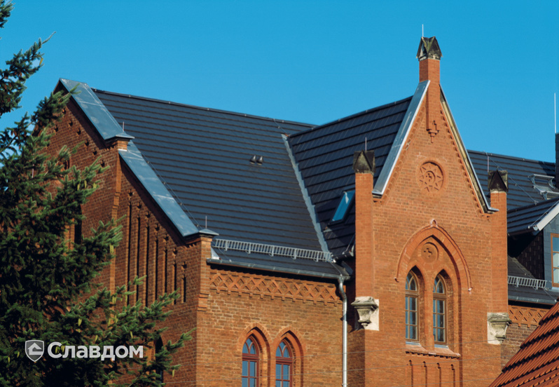 Муниципальное здание с крышей из черепицы Creaton Domino Schieferton Engobiert