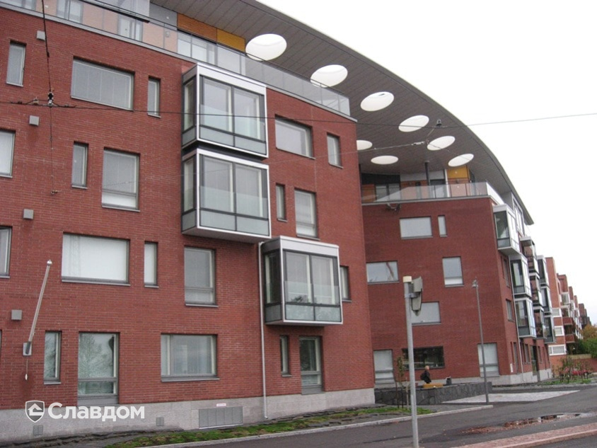 Малоэтажный жилой дом с облицовкой кирпичом Terca Iltarusko каре