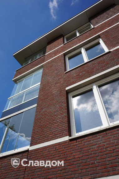 Малоэтажный жилой дом с облицовкой кирпичом Terca Heukelom