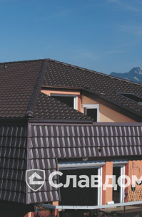 Таунхаус с применением керамической черепицы Koramic Alegra 9 Brown Engobe (Польша)