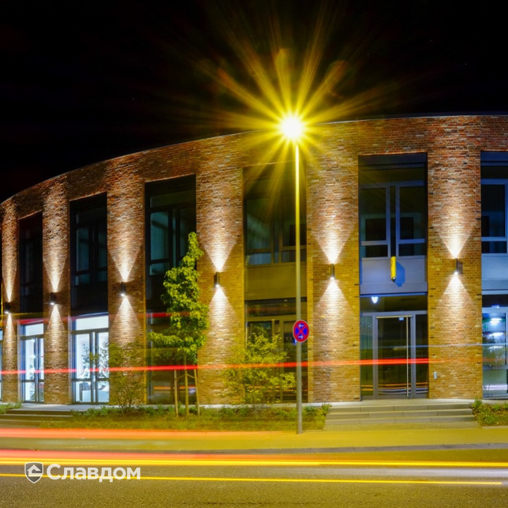 Офис компании Horex с облицовкой фасадной плиткой Stroeher Steilinge 374