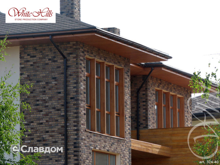 Коттедж с применением облицовочного камня White Hills Кельн брик 324-40